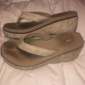 Volatile Platform Wedge Sandals— Size 9